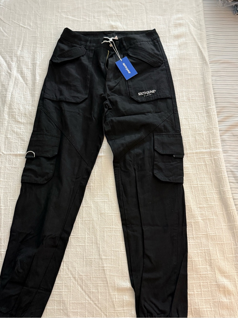 Black Men's Cargo Pants with Utility Pockets